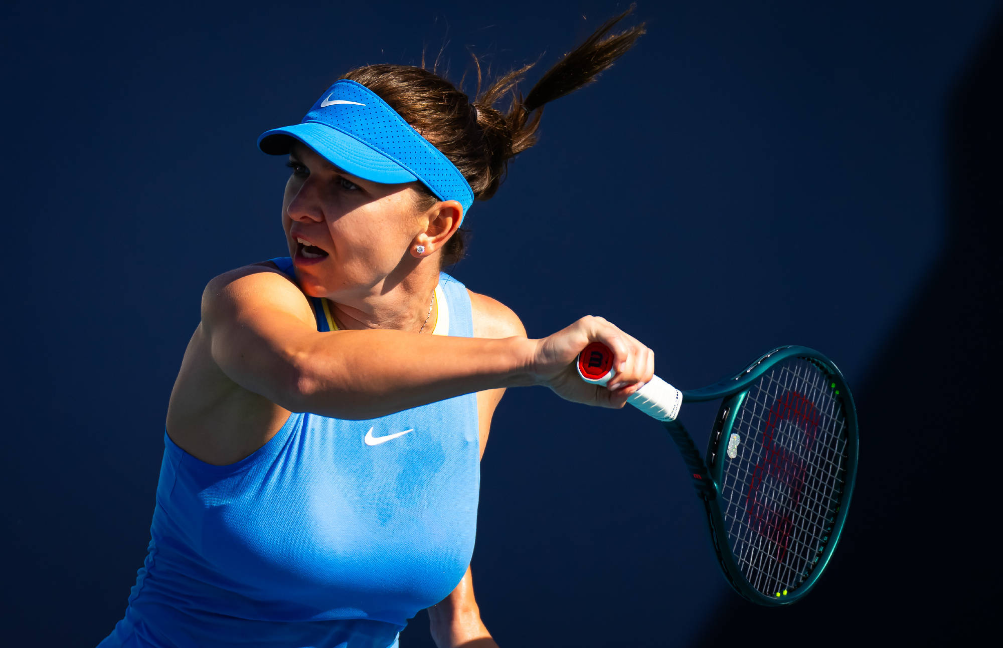 kaiyun-TL前途光明！，莎拉波娃新星出色发挥表现突出赛场气氛高涨的简单介绍